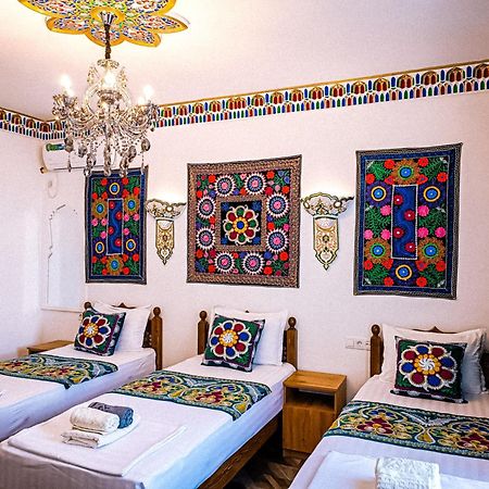 Meros Hotel Bukhara Exterior photo
