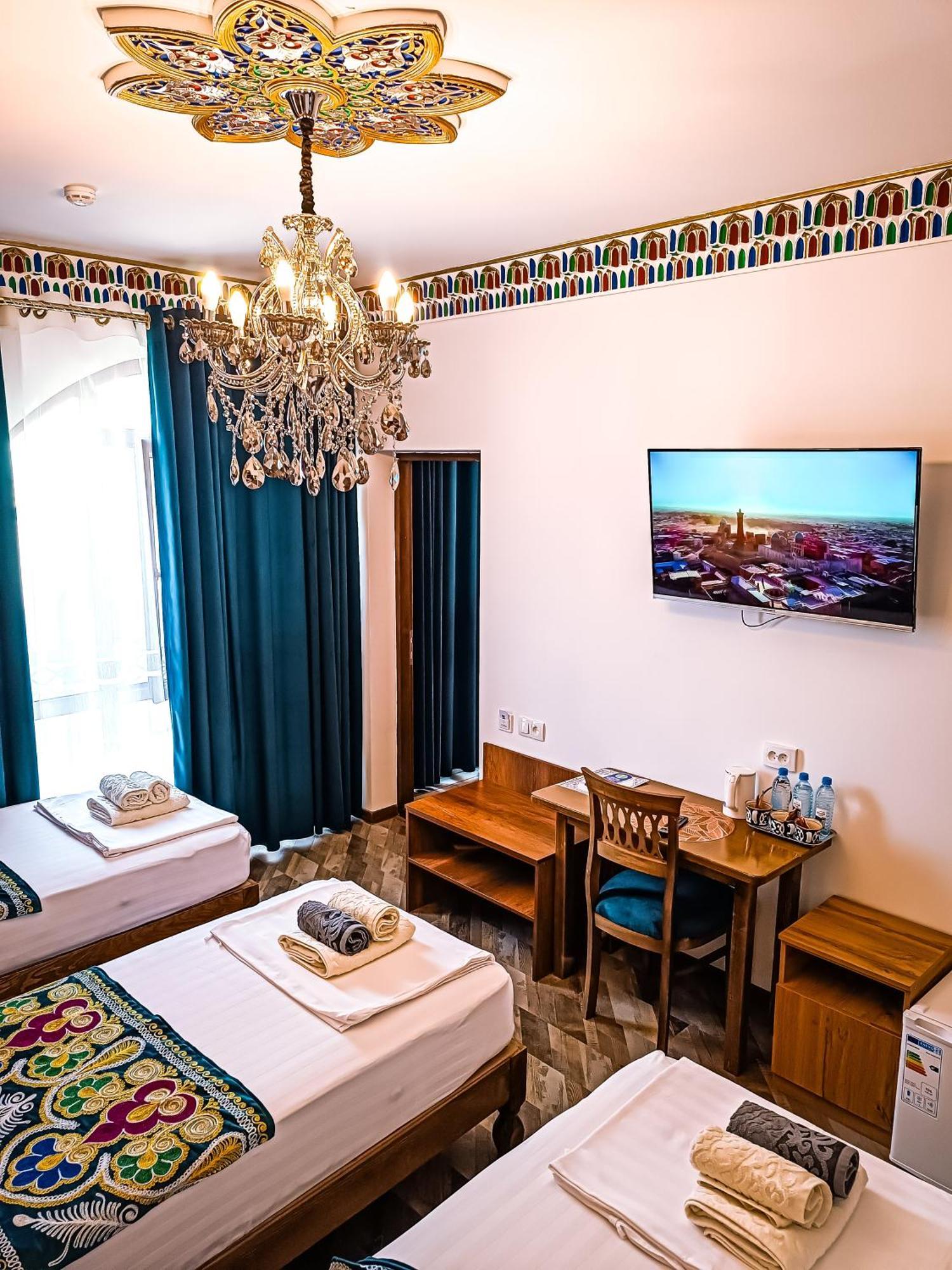 Meros Hotel Bukhara Exterior photo