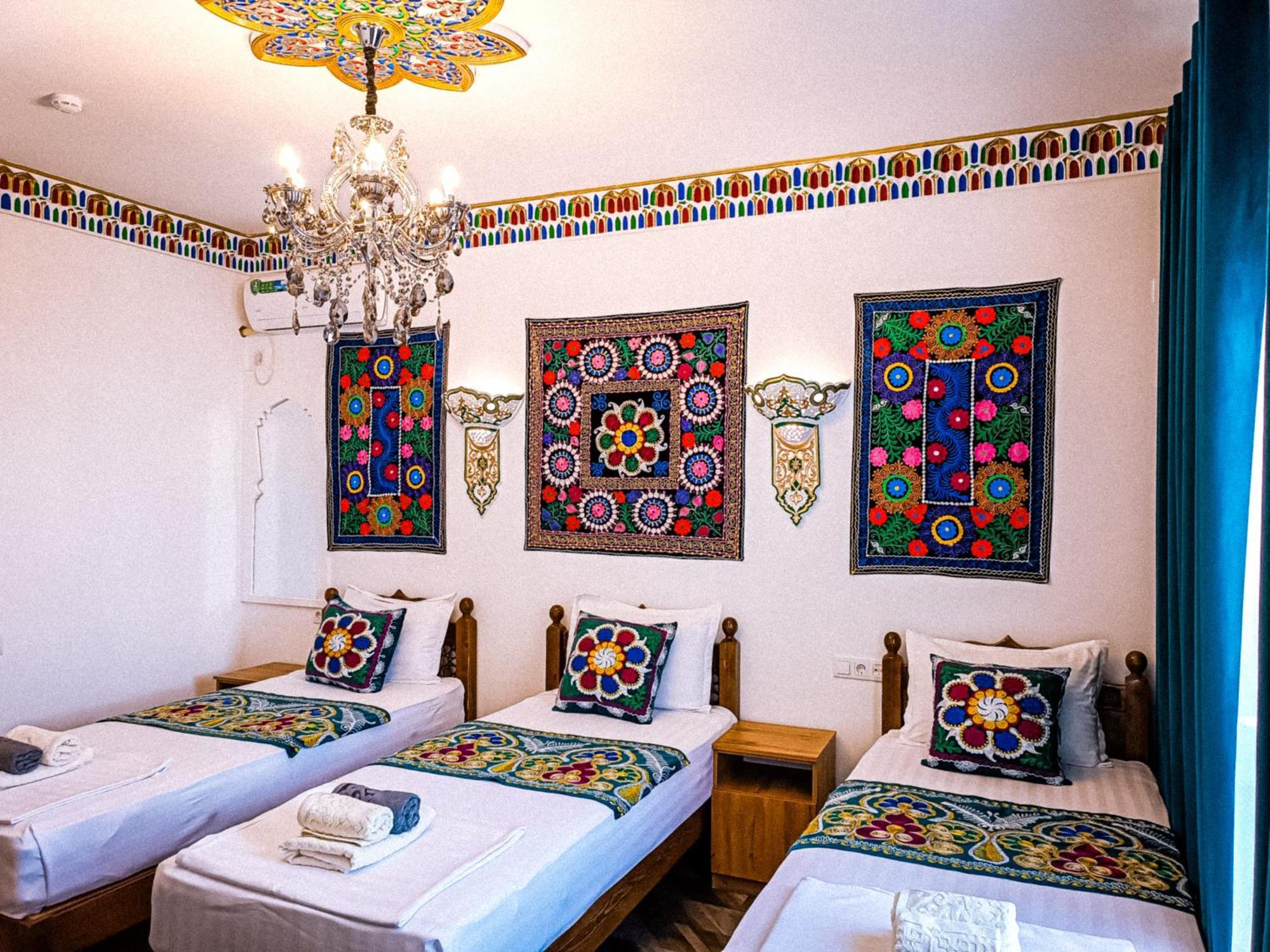 Meros Hotel Bukhara Exterior photo