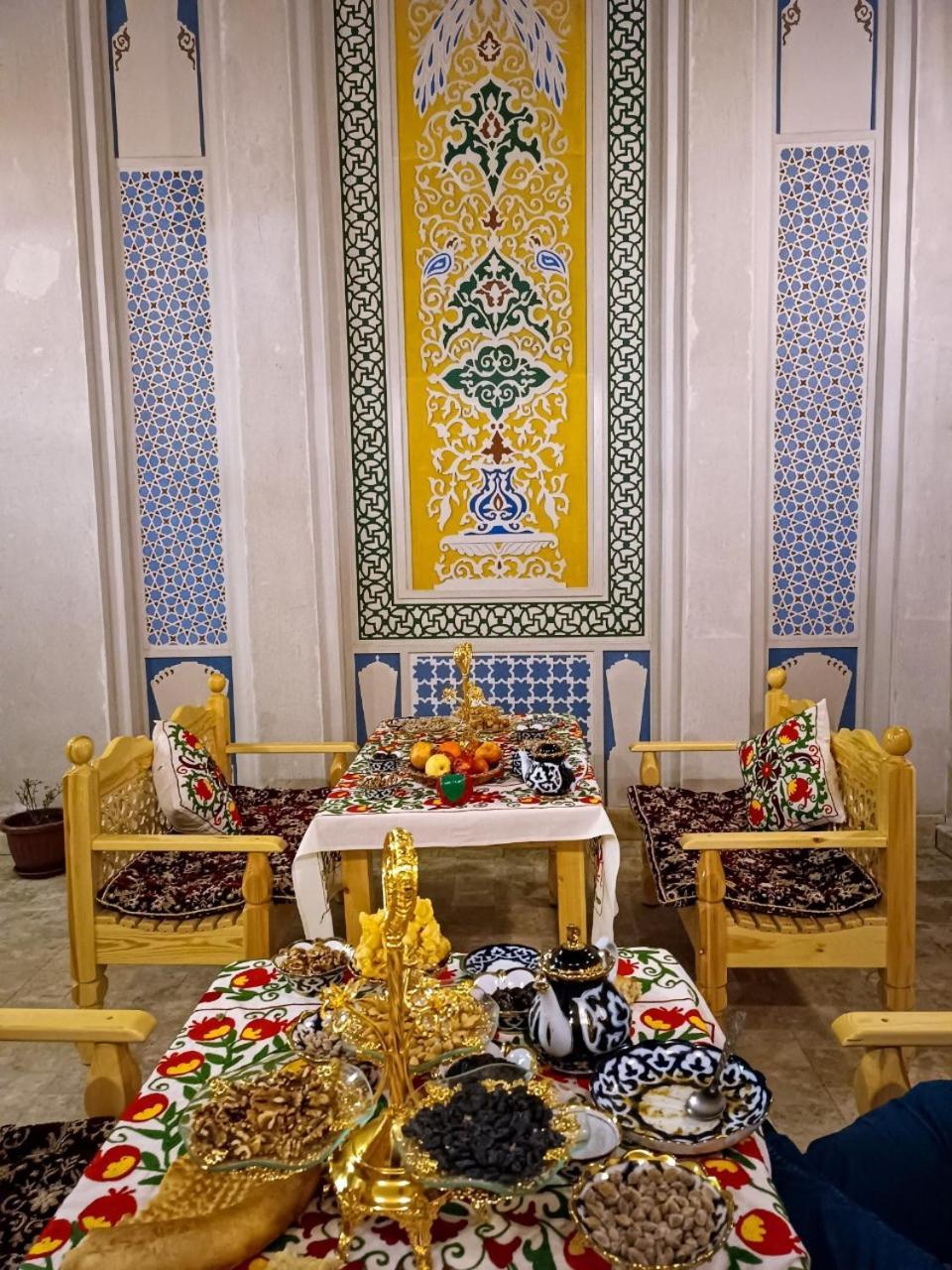 Meros Hotel Bukhara Exterior photo