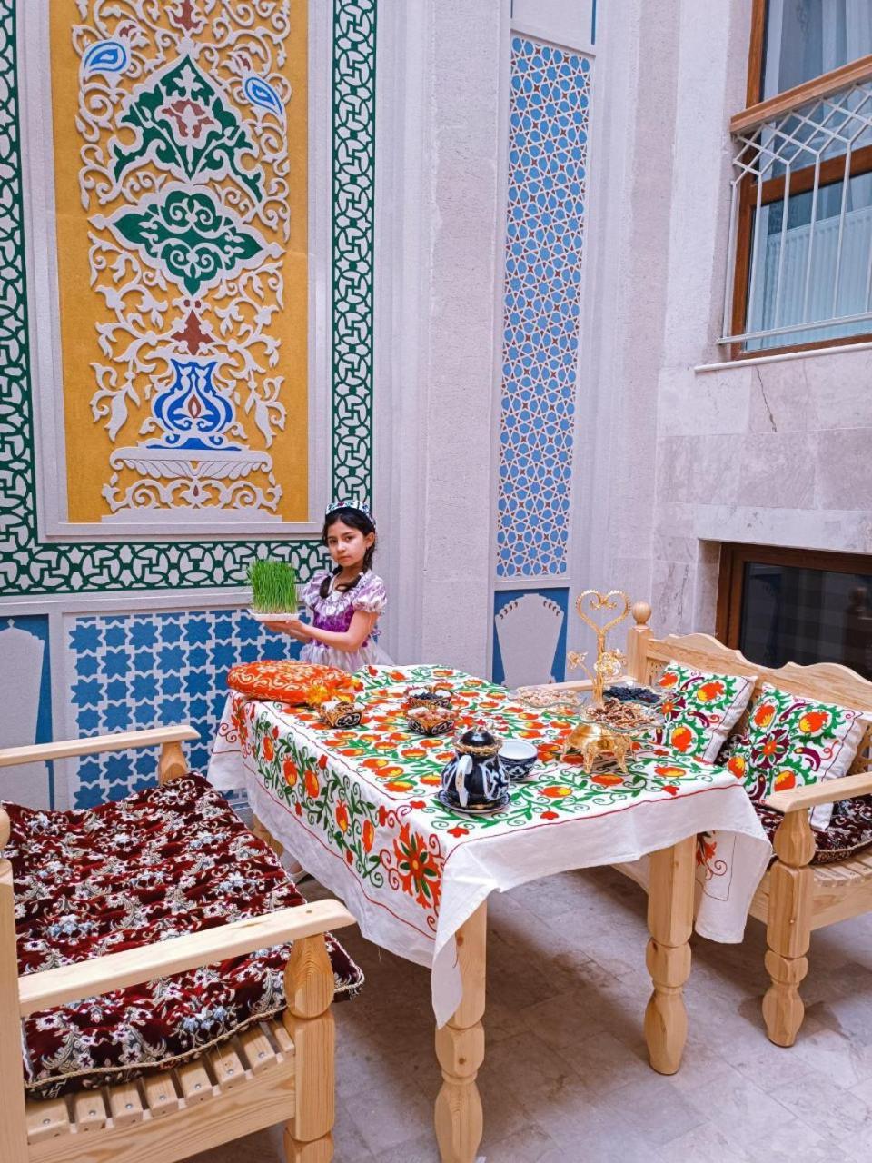 Meros Hotel Bukhara Exterior photo