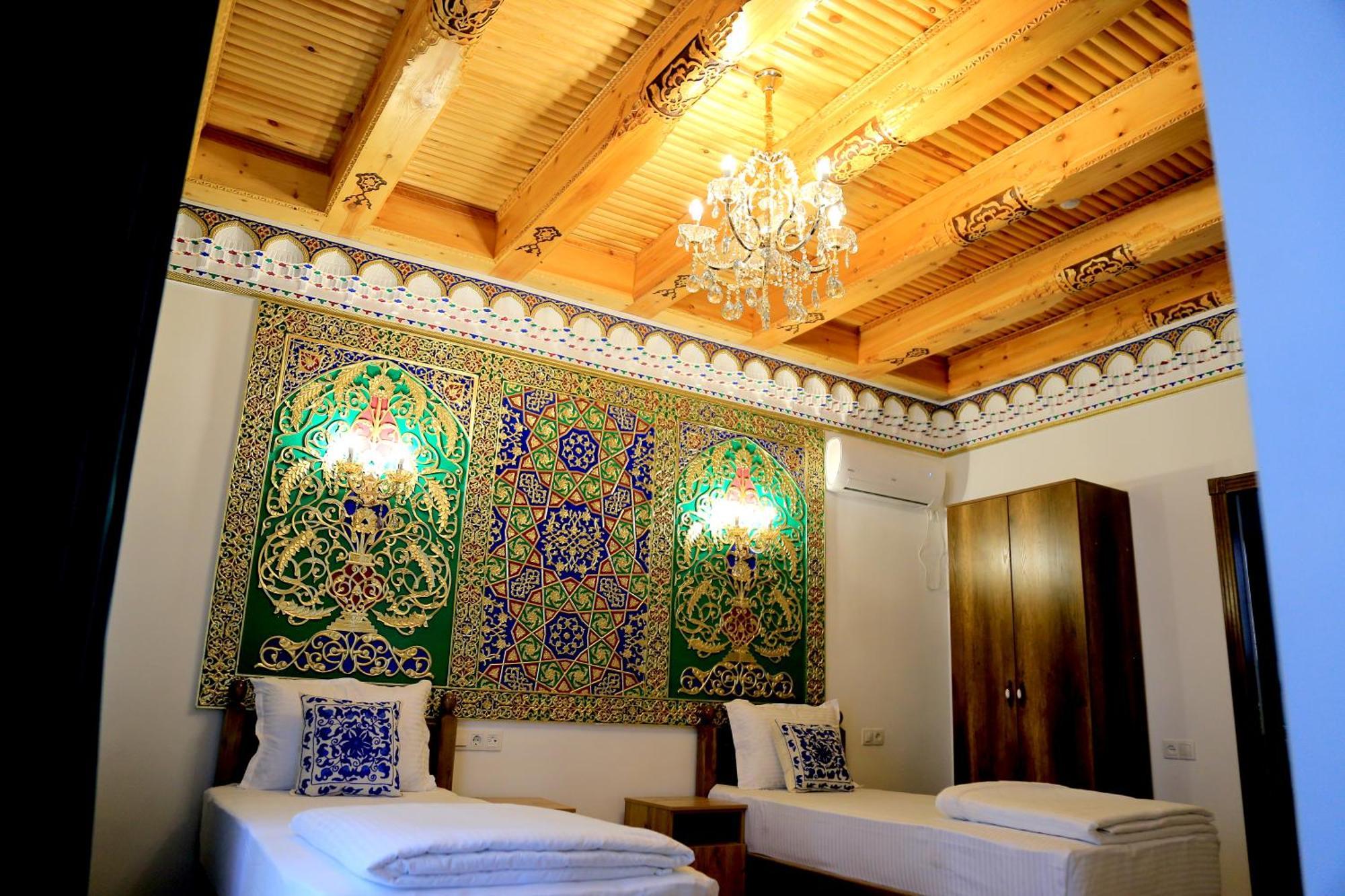Meros Hotel Bukhara Exterior photo